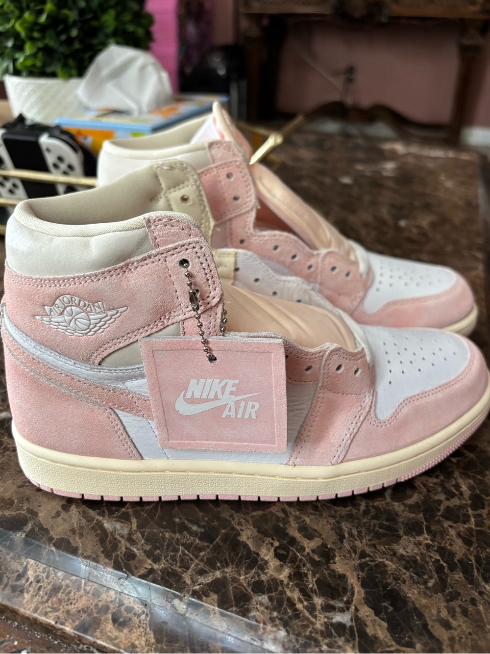 Air Jordan 1 Retro High OG “Washed Pink”Women's Sneakers
